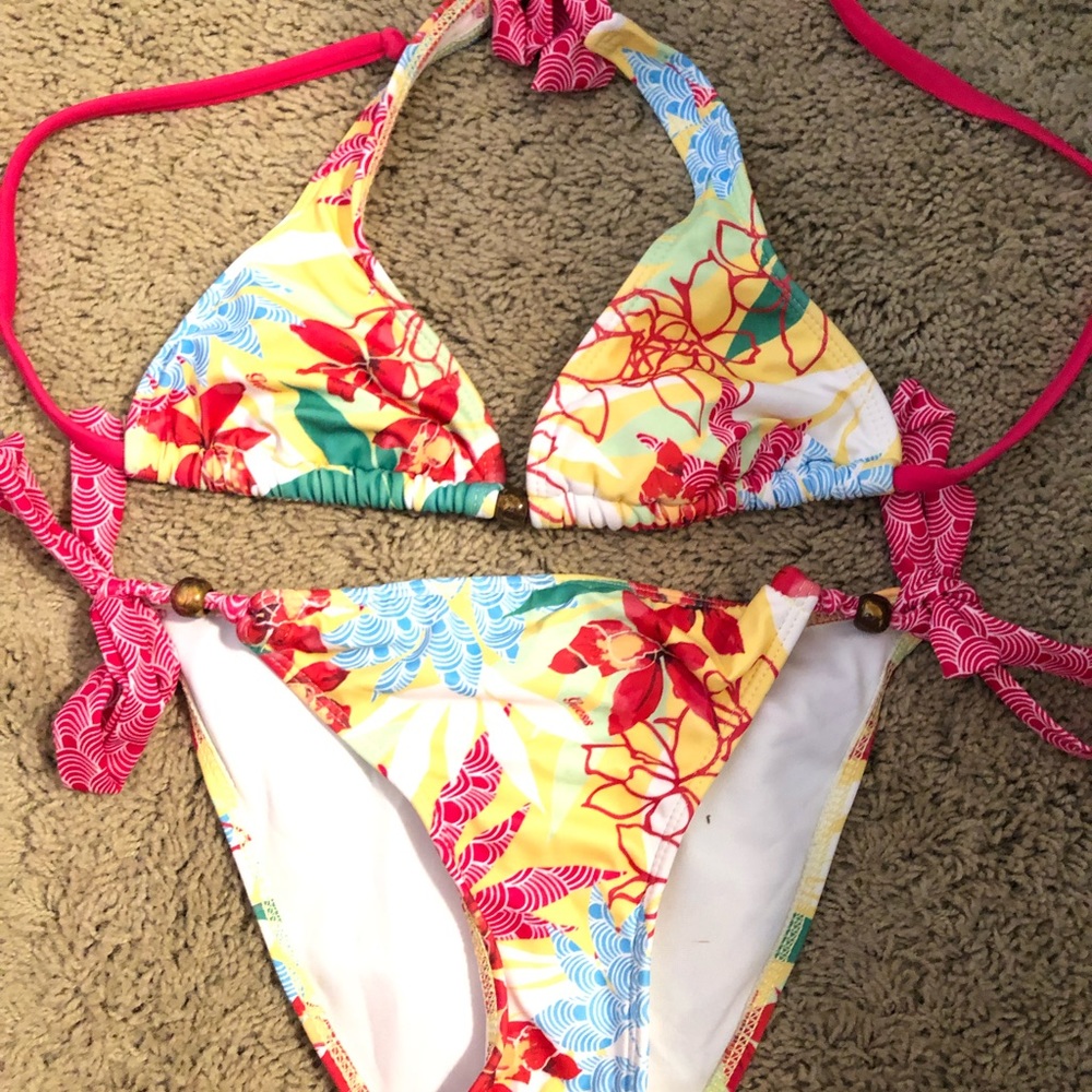 GUESS swim